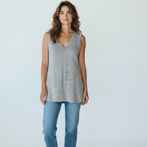 Marla Wynne Gray Knit Tank Top Blouse Size Small New with Tags